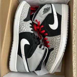Air Jordan 1 Mid SE - 10.5 - black, red, elephant print grey